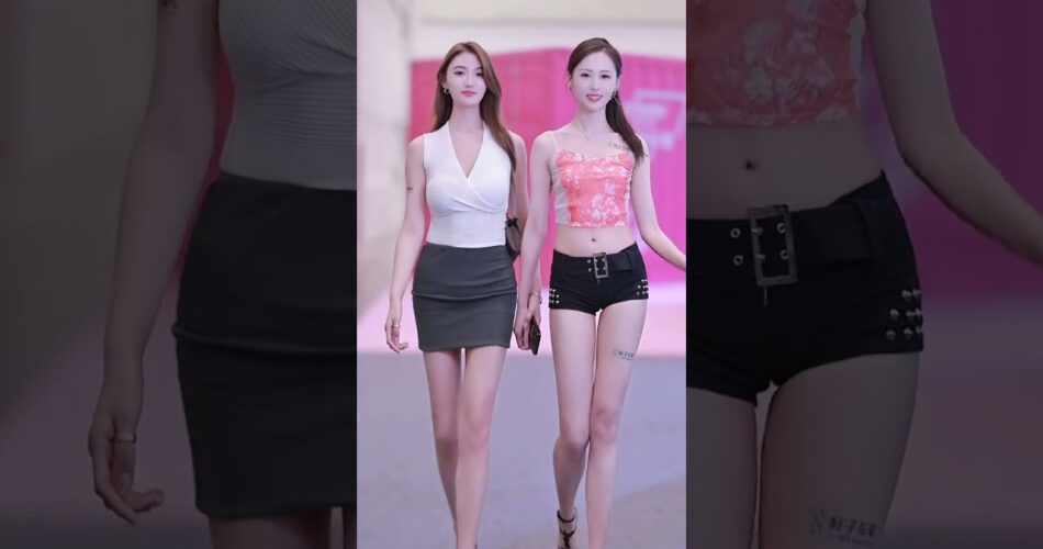 Street fashion - Beautiful Girls 🔥 #shorts