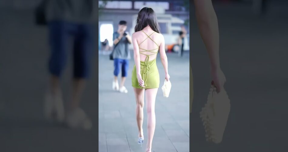 Street fashion - Beautiful Girls 🔥 #shorts